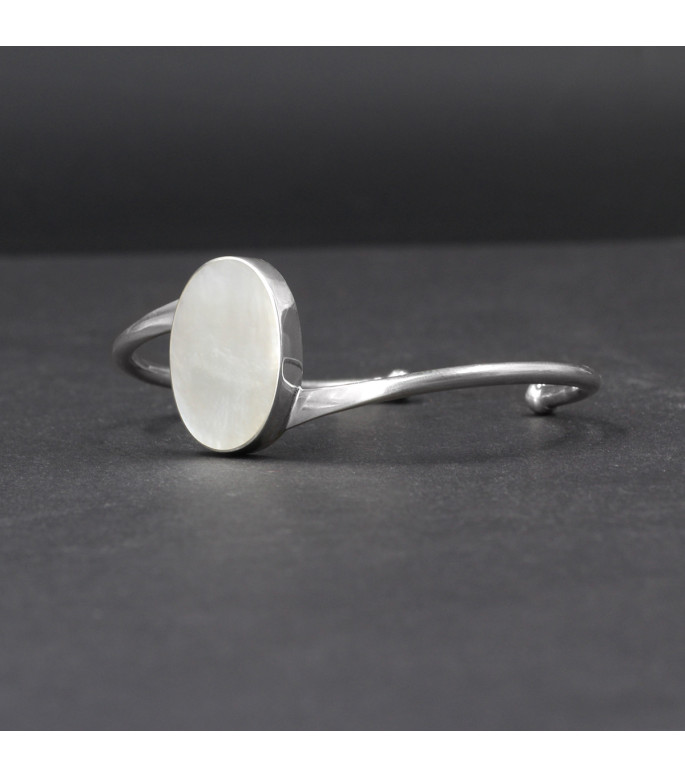 Orbital Pearl Glow Bracelet – Genuine Mother of Pearl Shell (Iridescent White Nacre) in 925 Sterling Silver – Boho Lunar Cuff Statement Jewelry Orbital Pearl Glow Bracelet – Genuine Mother of Pearl Shell (Iridescent White Nacre) in 925 Sterling Silver – Boho Lunar Cuff Statement Jewelry