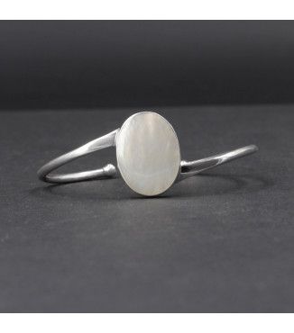 Orbital Pearl Glow Bracelet – Genuine Mother of Pearl Shell (Iridescent White Nacre) in 925 Sterling Silver – Boho Lunar Cuff Statement Jewelry