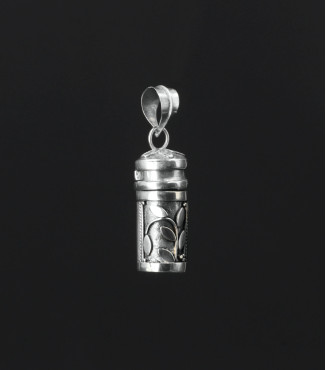 Bali Leaf Heritage Silver Prayer Box Pendant