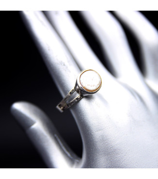 Handcrafted Ring Sterling Silver 925 with Baroque Pearl/Shell  | ARG1242BW