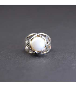 Ring “Pure Harmony” | Sterling Silver 925 with Luminous Natural Pearl