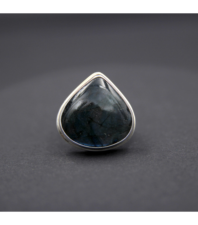 Statement Ring | Sterling Silver 925 with Iridescent Blue Labradorite Statement Ring | Sterling Silver 925 with Iridescent Blue Labradorite