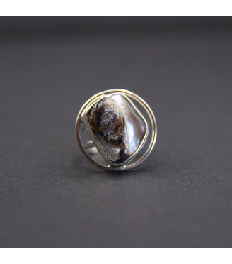 Ring “Sea Silk” | Sterling Silver 925 with Lutraria Australis Shell