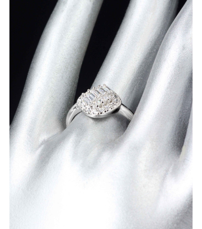 Diamond Halo Whisper ✨